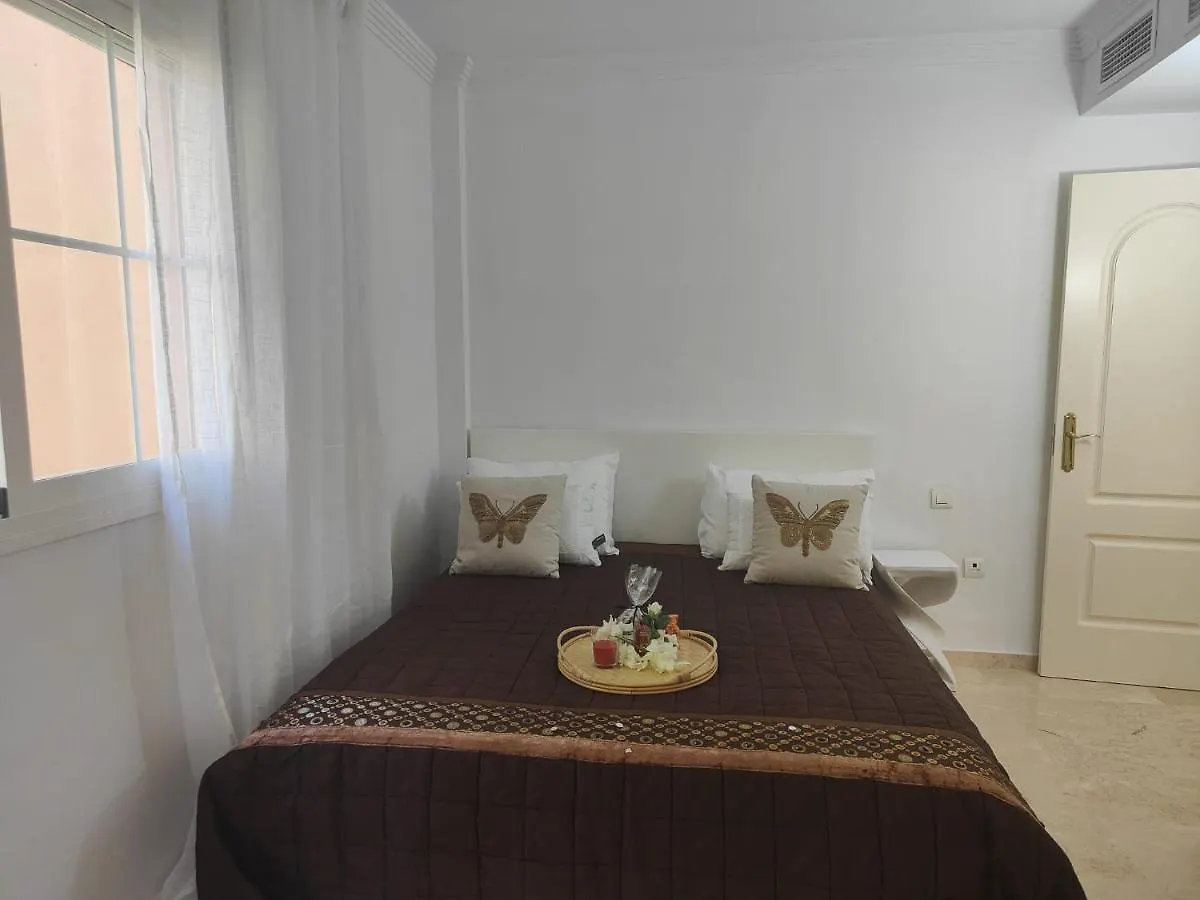 Center Beach 2 Beds Appartement Elviria